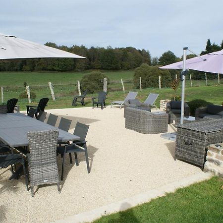 Salon-la-Tour Chambres & Table D'Hotes De La Vieille Ferme מראה חיצוני תמונה