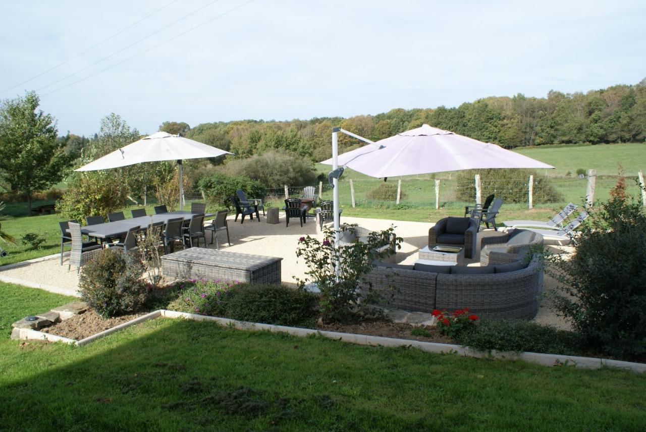 Salon-la-Tour Chambres & Table D'Hotes De La Vieille Ferme מראה חיצוני תמונה